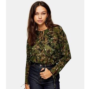 NEW Topshop Floral Ruffle Chiffon Blouse In Green Multi Size 2